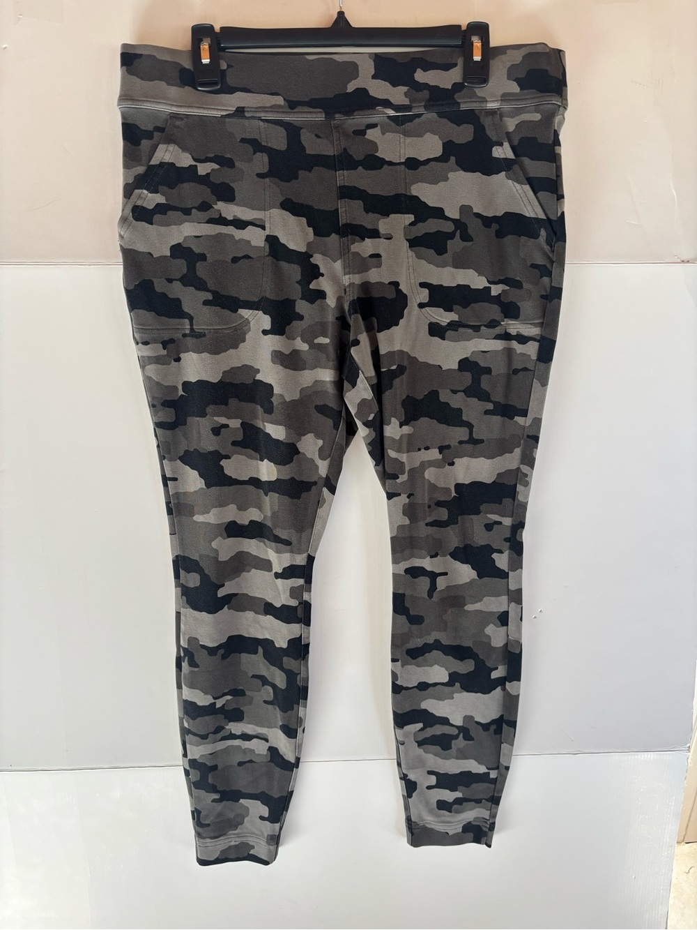 Duluth Ankle Leggings Gray/Black Camouflage Women’s L Regular